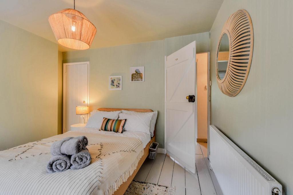 Cheerful 3 Bed Grade II Central Cottage Cirencester Eksteriør bilde